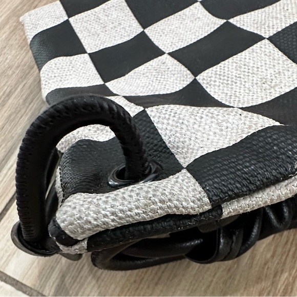 Authentic Saint Laurent drawstring bag - Picture 6 of 10